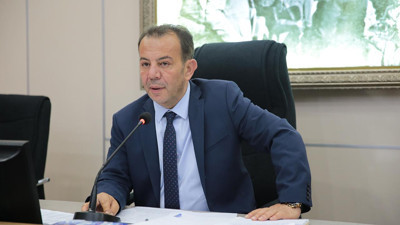 Cumhurbaşkanı Erdoğan kazanırsa heykelini dikeceğini söylemişti! CHP'li Tanju Özcan: Biz bir söz verdiysek dönmeyiz