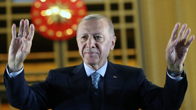 Cumhurbaşkanı Recep Tayyip Erdoğan makamındaki yeni dönemine Meclis'te ettiği yeminin ardından resmi olarak başladı