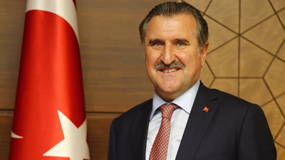 Yeni Gençlik ve Spor Bakanı Osman Aşkın Bak hakkındaki bilgiler