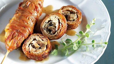 Kokoretsi nedir, neyden yapılır, kokoreç ile farkı nedir?