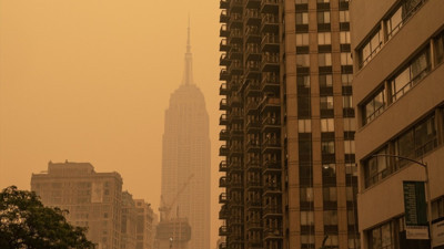 Kanada'da çıkan yangınlar New York'u da etkisi altına almıştı! Evimi sat aramaları 26 kat arttı