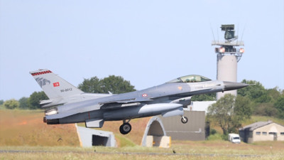 NATO, tarihinin en büyük hava tatbikatı Air Defender 2023'e hazır: Türk Hava Kuvvetlerine ait F-16 uçaklarına ve personeline ilgi çoktu