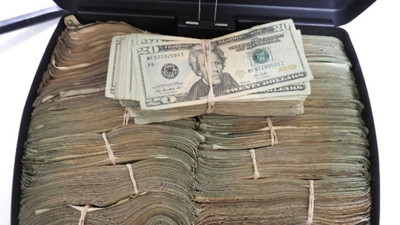 Takip ettiği koordinatlar yanlış olan Amerikalı sürücü 182 kg esrarla yakalandı!