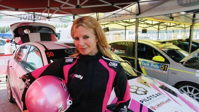 Milli rallici Burcu Çetinkaya 5 yıl sonra döndüğü pistlerde 7. şampiyonluğun peşinde