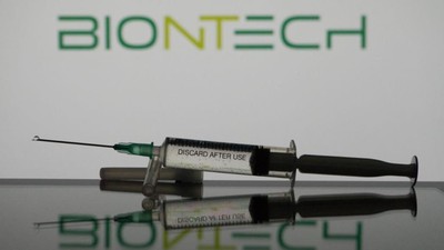Koronavirüs salgınına karşı geliştirilen BioNTech aşısı hakkındaki mahkemede flaş karar! Duruşma iptal edildi
