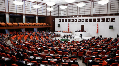 TBMM Adalet Anayasa Karma Komisyonu, Meclis'te yer almayan eski miletvekillerinin dokunulmazlık dosyalarını Cumhurbaşkanlığına iade etti