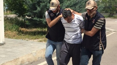 Gri listede aranan FETÖ'cü Zekeriya Cerit'i yakalandı