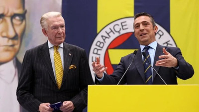 Uğur Dündar tepkiler sonrası Fenerbahçe Kulübü Divan Kurulu Başkanlığı önce İstifa etti sonra geri döndü