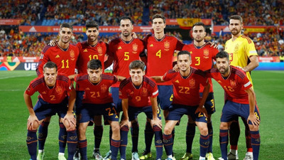 Çok ter döktü! Hırvatistan'ı mağlup eden İspanya UEFA Uluslar Ligi'nde şampiyon oldu