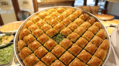 Türkiye ve Yunanistan arasında 'baklava kimin' tartışması! İki ülkede araştırma yapıldı: Türkler kendinden emin