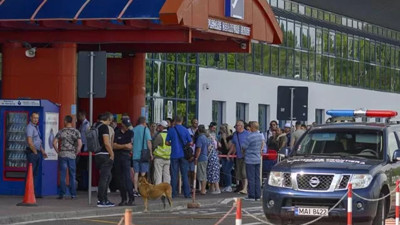 Ülkeye girişine izin verilmedi, havalimanında dehşet saçtı: Silahlı saldırıda 2 kişi öldü!
