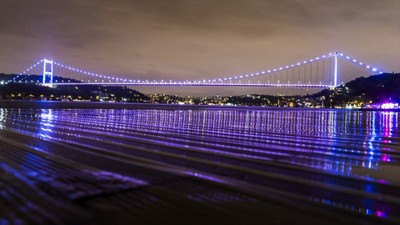 Türk-Japon-İngiliz ortaklığıyla gerçekleştirilen Fatih Sultan Mehmet Köprüsü 35 yaşında!