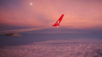 Ulaştırma ve Altyapı Bakanı Abdulkadir Uraloğlu duyurdu! Antalya ve Trabzon Havalimanları'nda tüm zamanların rekoru kırıldı