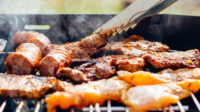 Van'da mangal yapmak isteyen vatandaşın tarlası yandı