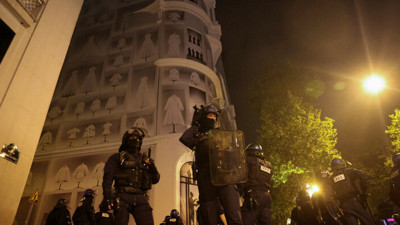 Fransa'da 17 yaşındaki genci öldüren polise yardım: 700 bin eurodan fazla bağış toplandı