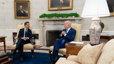 İsveç Başbakanı Kristersson, ABD Başkanı Biden ile Beyaz Saray'da bir araya geldi