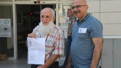 Amasya'da 81 yaşındaki biri Dikey Geçiş Sınavı'na girdi