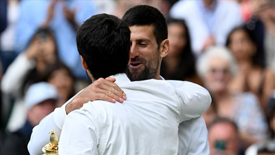 Djokovic'ten Wimbledon'ın yeni şampiyonu Alcaraz'a övgü! "En iyisi olduğunu kanıtladı"