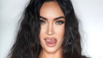 Megan Fox, çırılçıplak poz verdi! Sosyal medya adeta alev aldı