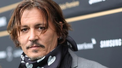 Johnny Depp otel odasında baygın bulundu: Konserler iptal edildi