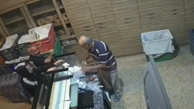 Samsun'da bir şahıs fırından sadaka kutusu çaldı