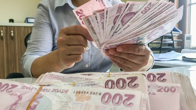 Memurların 2 yıllık zam pazarlığı! Toplu sözleşme zammına ek enflasyon farkı ile yeni maaşlar nasıl olacak? Meslek meslek memur maaşı tablosu