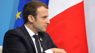 Fransa'da senatörler Macron'un Afrika'da Fransız karşıtlığına dönüşen politikalarını eleştirdi