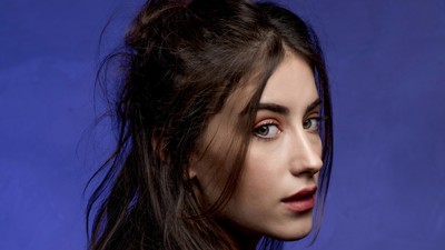 Son zamanlarda gündem olan Disney+ tepkilerine bir yenisi daha eklendi: Hazal Kaya'dan şoke eden açıklama! "İlgilenmiyorum"