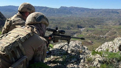 Son Dakika: Pençe-Kilit'te 4 PKK'lı etkisiz hale getirildi