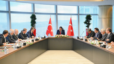 Son Dakika: Cevdet Yılmaz Finans Temsilcileriyle buluştu!