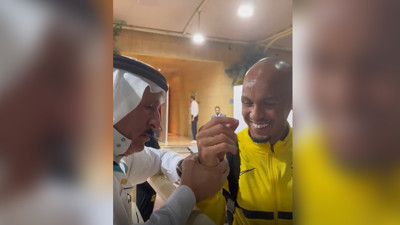 Arabistan'a giden futbolculara verilen hediyeler bile pahalı: Gazeteciden Fabinho'ya marka saat