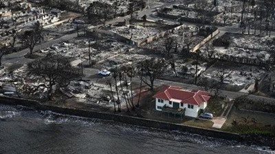 Hawaii'deki yangında her şey küle döndü! Mucize ev sapasağlam! İşte sebebi