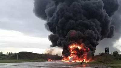 Dünya şaşkınlıkla izliyor! Rus stratejik bombardıman uçağı Tu-22 vuruldu