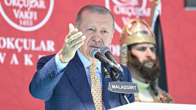 Zaferin 952. yılı! Cumhurbaşkanı Recep Tayyip Erdoğan kutlamalar için Malazgirt'te konuştu
