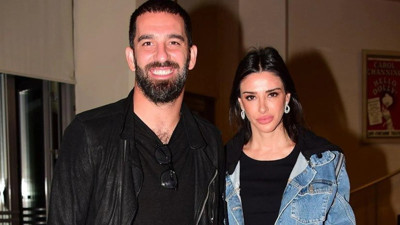 Arda Turan ve Aslıhan Doğan Turan bebeklerini kaybetti
