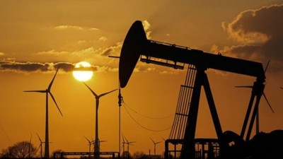 Brent petrolün varil fiyatı 88,92 dolara yükselerek rekor kırdı