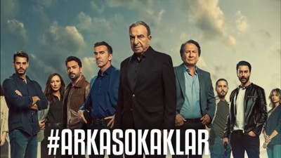 Arka Sokaklar Rıza Baba öldü mü, Zafer Ergin 18 yıl sonra ayrıldı mı? Kanal D Arka Sokaklar 640. son bölüm izle