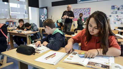 9 yaşındaki çocuklara sınıfta porno izletecekler! Ahlak dışı ‘zorunlu cinsel eğitim’ yasalaştı