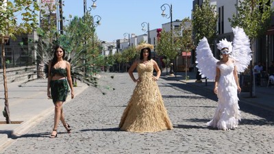 Milano değil Diyarbakır! Tarihi sokaklarda ilginç defile
