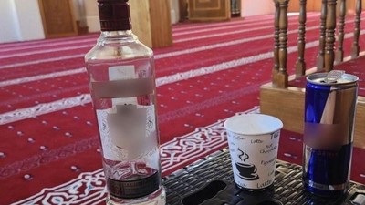 Camide alkol içtiği görüntüleri paylaşıp polise meydan okumuştu! Yakalandı!
