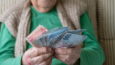 Emeklilere 29 Ekim'de 100'üncü yıl ikramiyesi! İşte masadaki rakam