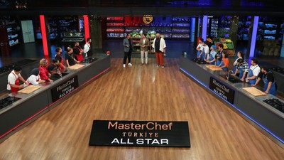 MasterChef'te dokunulmazlığı hangi takım kazandı? 20 Eylül MasterChef AllStar'da 3. ve 4. eleme adayı kim oldu?