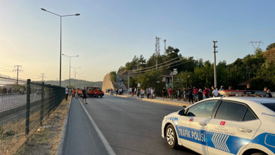 Muğla'da motosiklet ile yaya geçidinden geçerken canından oldu: O anlar kamerada