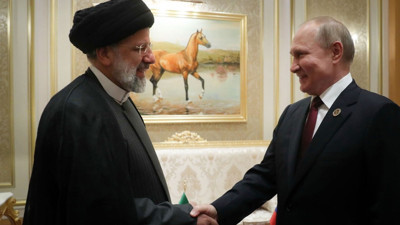 Putin ile Reisi, Karabağ’daki gelişmelere dair görüştü