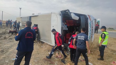 Son dakika... Amasya'da yolcu otobüsü devrildi! Ölü ve yaralılar var