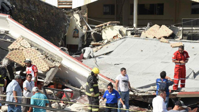 Meksika'da kilisenin çatısı çöktü: 7 kişi öldü, 30 kişi enkaz altında
