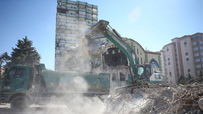 Bakan Özhaseki 'asrın felaketi' olarak nitelendirilen depremin maliyetini açıkladı!