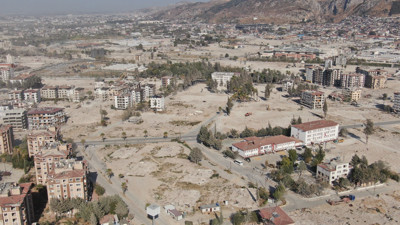 Depremzedelere yerinde yeniden yapılacak konut ve iş yerleri için hibe ve kredi desteği