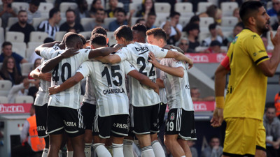 "Yönetim istifa" tezahüratlarının arasında galibiyet: Beşiktaş, İstanbulspor'u iki farkla yendi