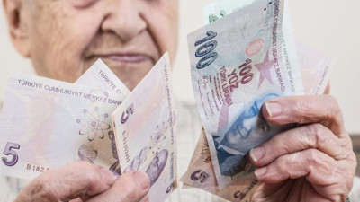 Cumhurbaşkanı Erdoğan'dan emeklilere müjde! Bir defaya mahsus olmak üzere 5 bin TL ödeme